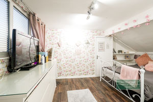 Photo 8- click for photo gallery